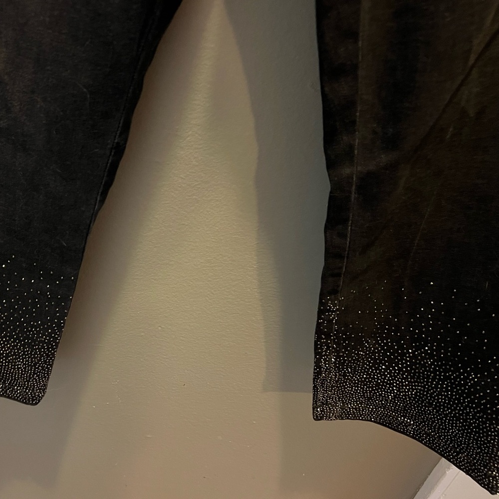 Soft Surroundings Capri Jeans with Rhinestones on each leg!